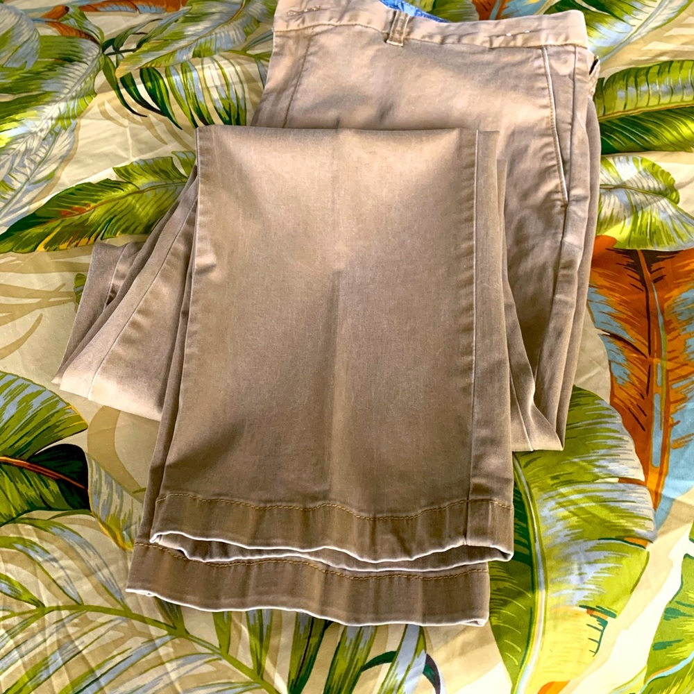 Tommy Bahama khaki pants size 42/30.